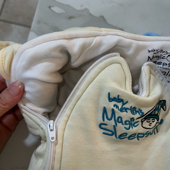Two Magic Merlin Sleep suits - Picture 5 of 5